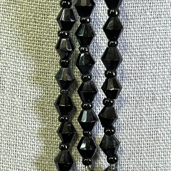 West Germany three strand glass black necklace. Beautiful piece - Picture 3 of 3